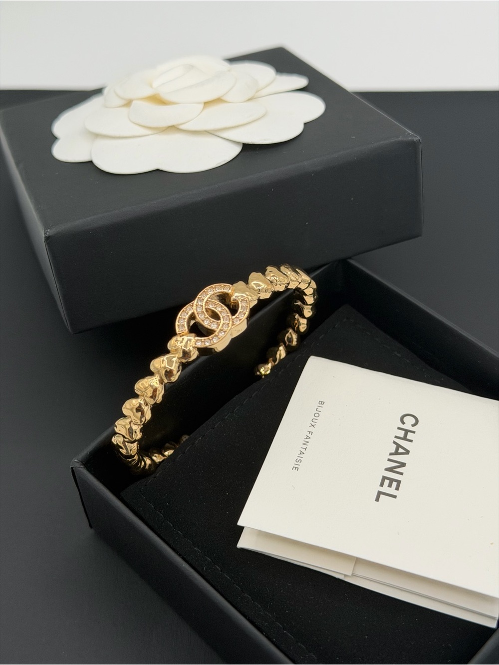 Chanel CC gold tone bracelet in box 😍🔥